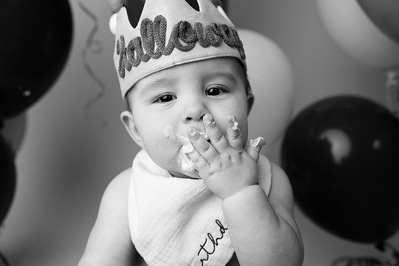HALLOWAY_1YEAR-25bw