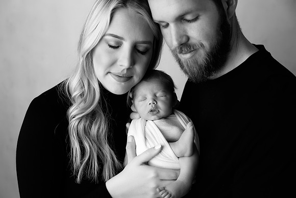 CADEN_8DAYS-86bw