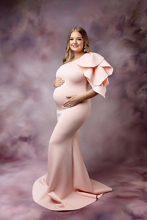 TAYLOR_MATERNITY-1