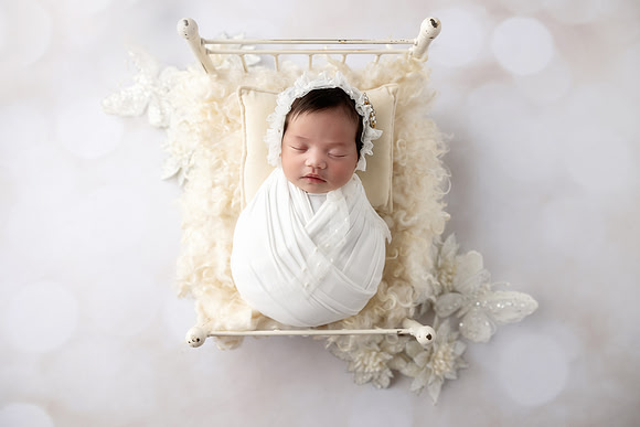AVA_11DAYS-39