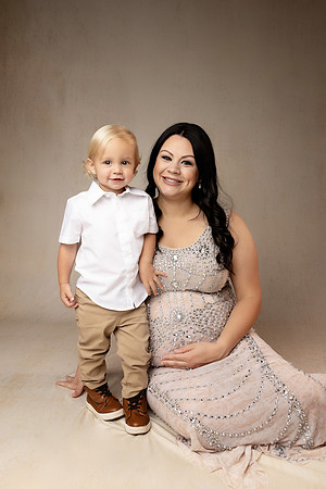 MEAGAN_MATERNITY-34