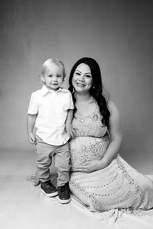 MEAGAN_MATERNITY-35
