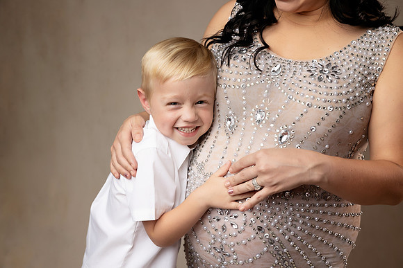 MEAGAN_MATERNITY-3