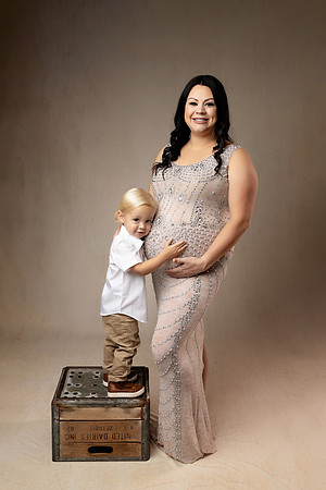 MEAGAN_MATERNITY-11
