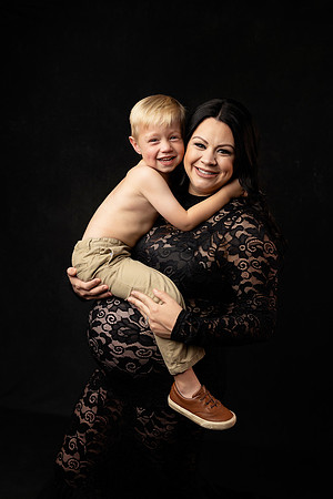 MEAGAN_MATERNITY-56