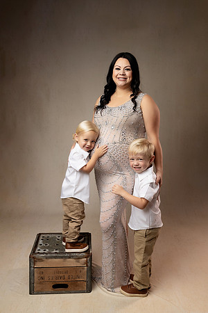 MEAGAN_MATERNITY-7