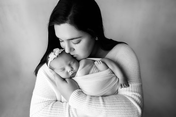 CLAIRE_13DAYS-48bw