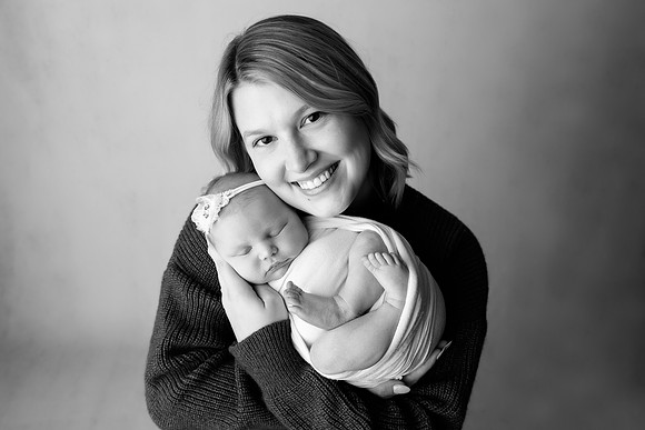 EVERLY_11DAYS-60bw