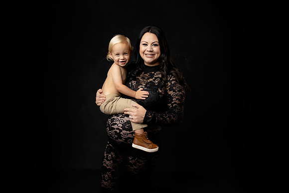 MEAGAN_MATERNITY-53