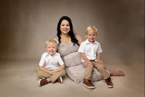 MEAGAN_MATERNITY-30