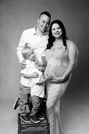 MEAGAN_MATERNITY-21