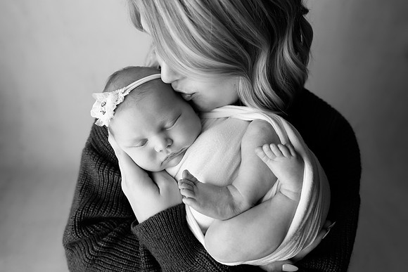 EVERLY_11DAYS-63bw