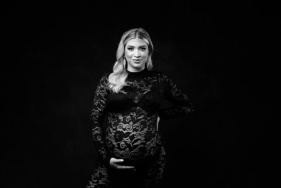 LINDSEY_MATERNITY-15bw