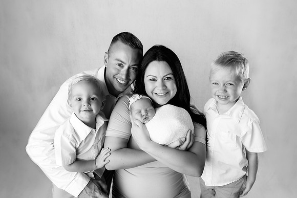 LILLIAN_18DAYS-63bw