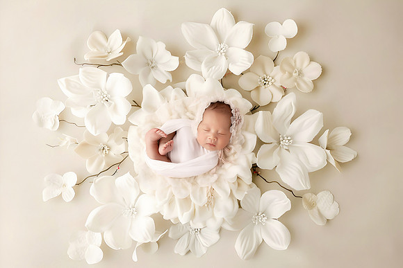EMMA_33DAYS-13
