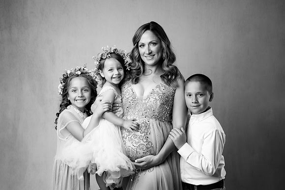 TILLIE_MATERNITY-11bw