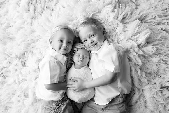 LILLIAN_18DAYS-50bw