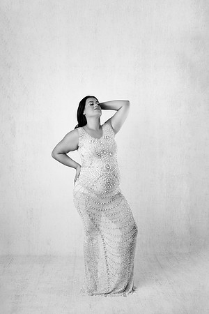 DELLA_MATERNITY-25bw
