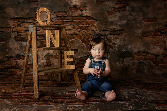 CYRUS_1YEAR-1