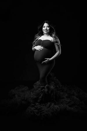 JOBETH_MATERNITY-1bw