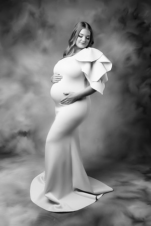 TAYLOR_MATERNITY-4bw