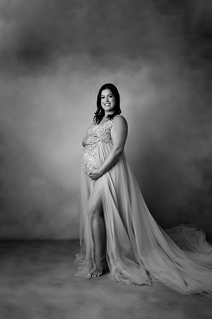 DELLA_MATERNITY-1bw