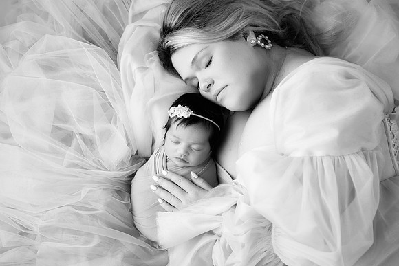AVA_11DAYS-57