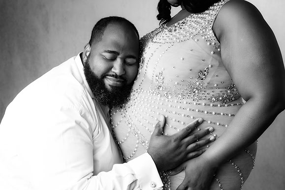 LYNDREION_MATERNITY-50bw