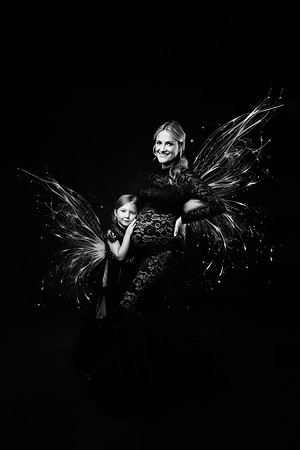 TARA_MATERNITY-58-ANGELWINGSbw
