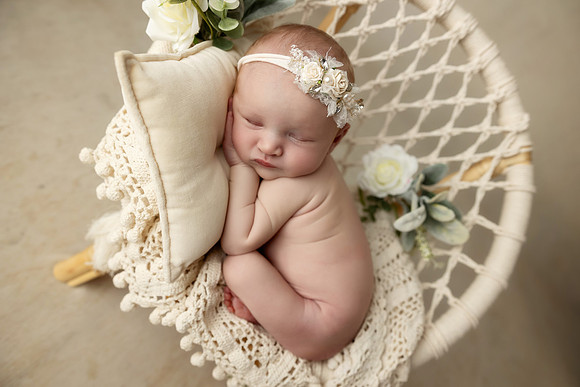 ELIZABETH_8DAYS-11