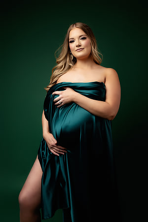 TAYLOR_MATERNITY-64