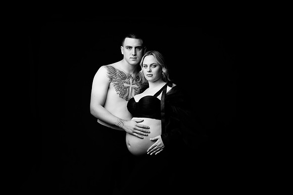 CALISE_MATERNITY-18bw