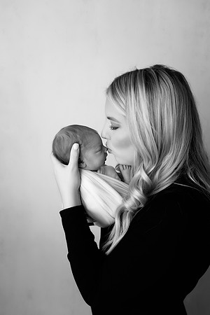 CADEN_8DAYS-90bw