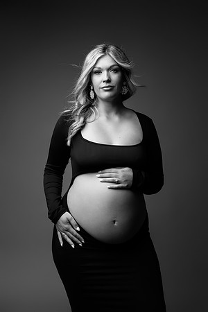MEGAN_MATERNITY-20bw
