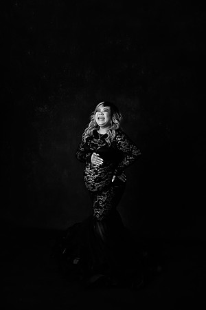 KRISTI_MATERNITY-10bw