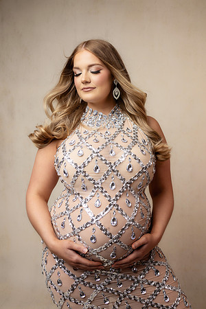 TAYLOR_MATERNITY-44
