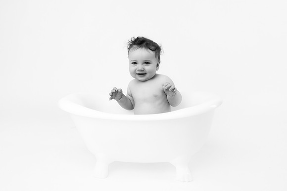 LIAM_7MOS-21bw