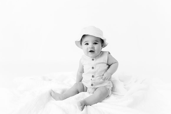 JULIAN_6MONTHS-32bw