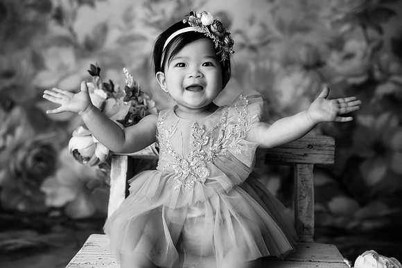 EVELYN_1YEAR-3bw