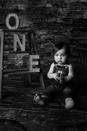 CYRUS_1YEAR-2bw