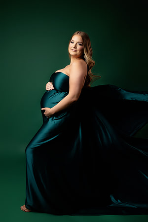 TAYLOR_MATERNITY-54