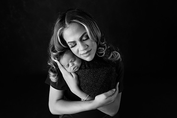 ASHTON_9DAYS-51bw