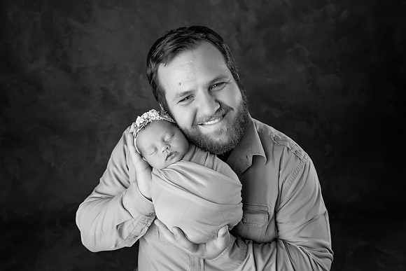RAEGAN_7DAYS-70bw