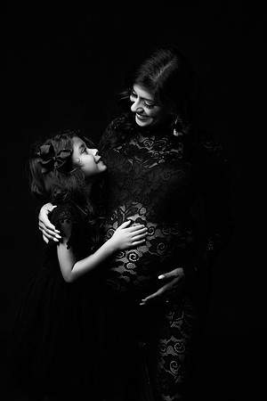 REBEKAH_MATERNITY-3bw