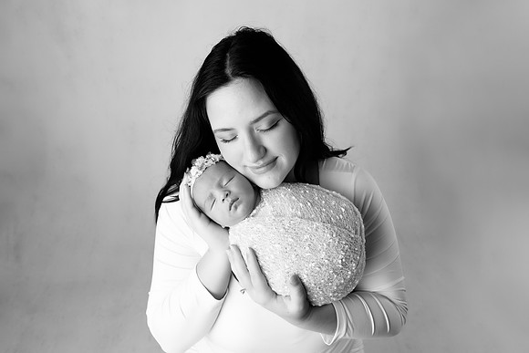 CAMILA_26DAYS-55bw