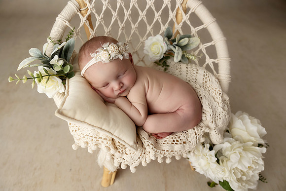 ELIZABETH_8DAYS-8