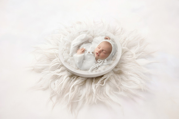 ASHTON_12DAYS-1