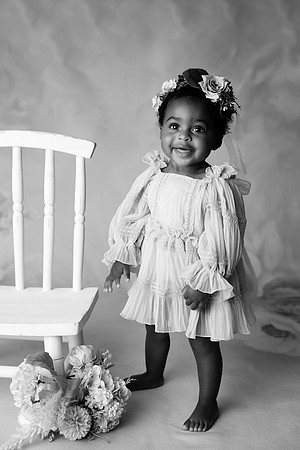 ELBRI_1YEAR-10bw