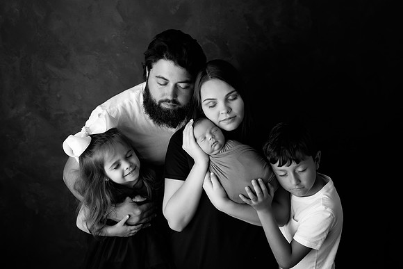 COLT_7DAYS-80bw