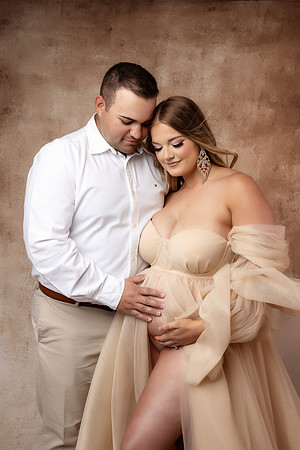 TAYLOR_MATERNITY-32